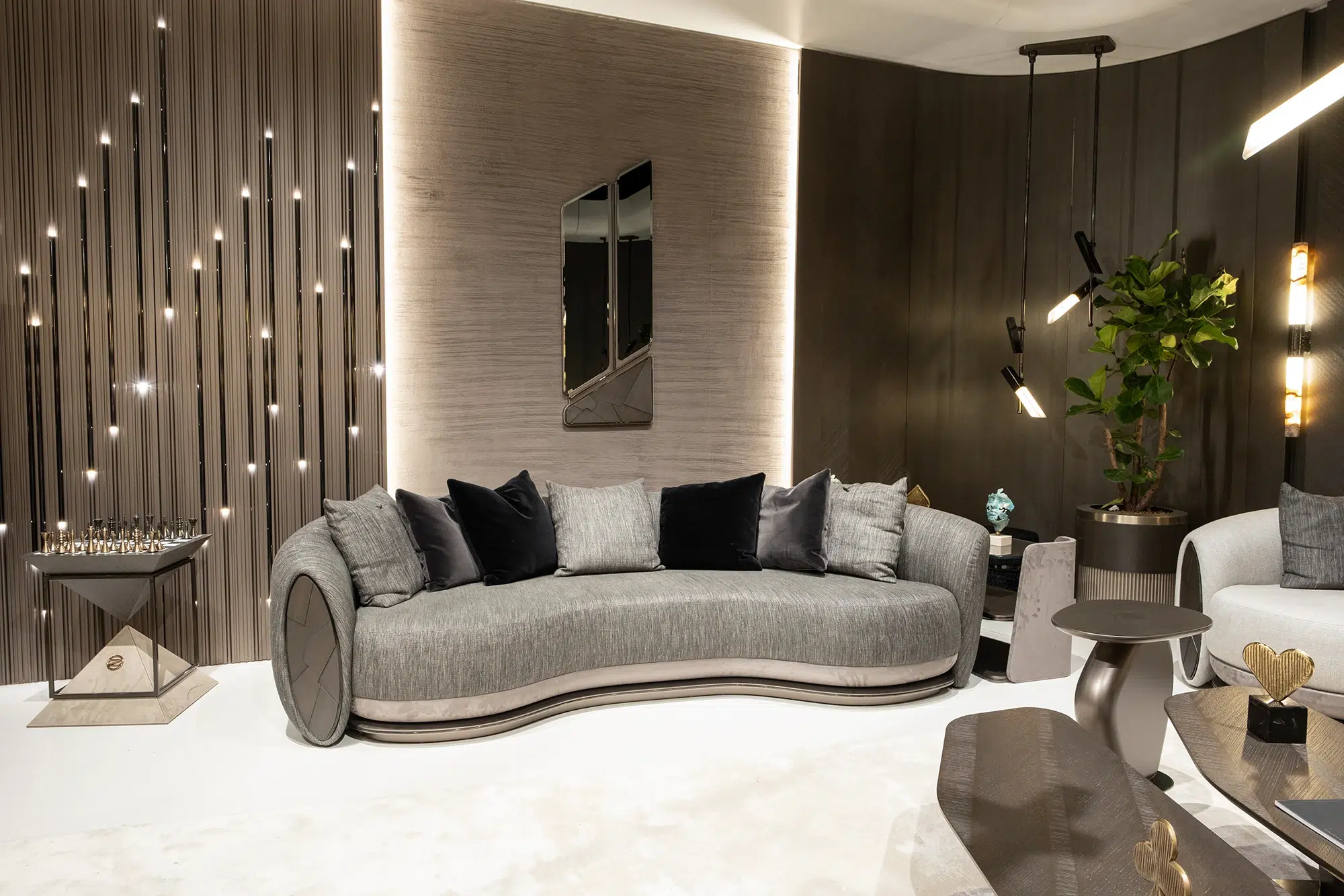 Giola Three-Seat Sofa - Image 4