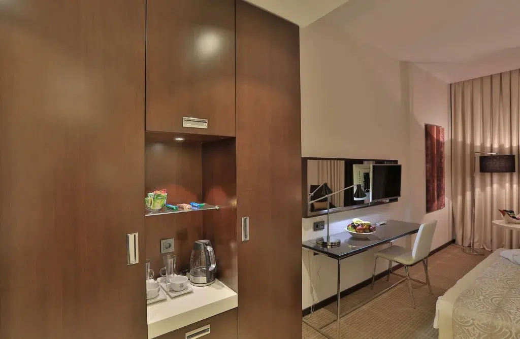 Centro Rotana Hotel 11