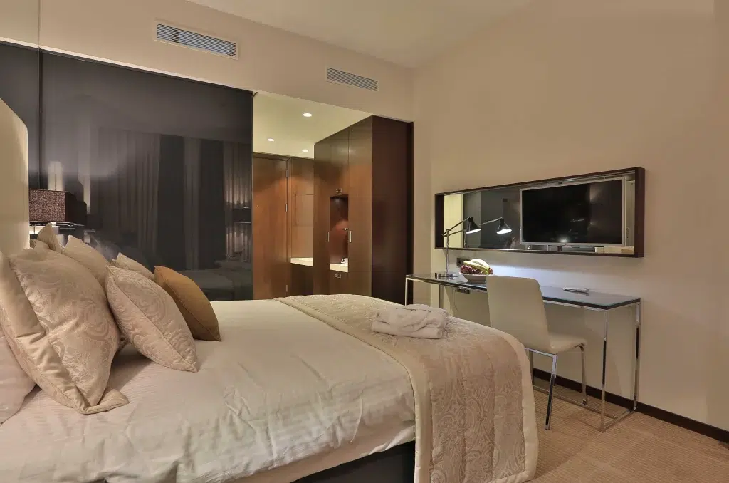 Centro Rotana Hotel 9