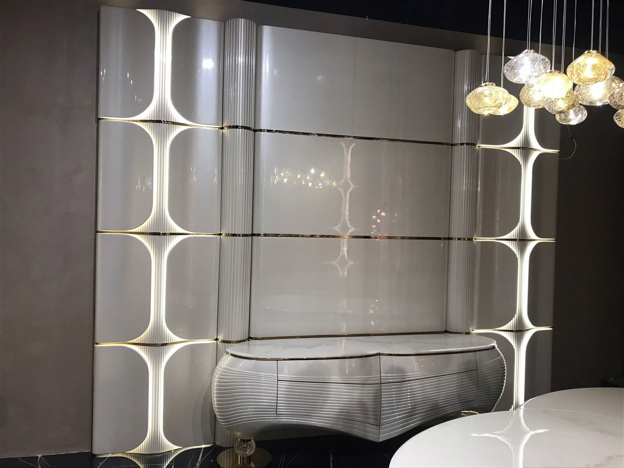 Opheline Console Back Panel in an interior – Zebrano